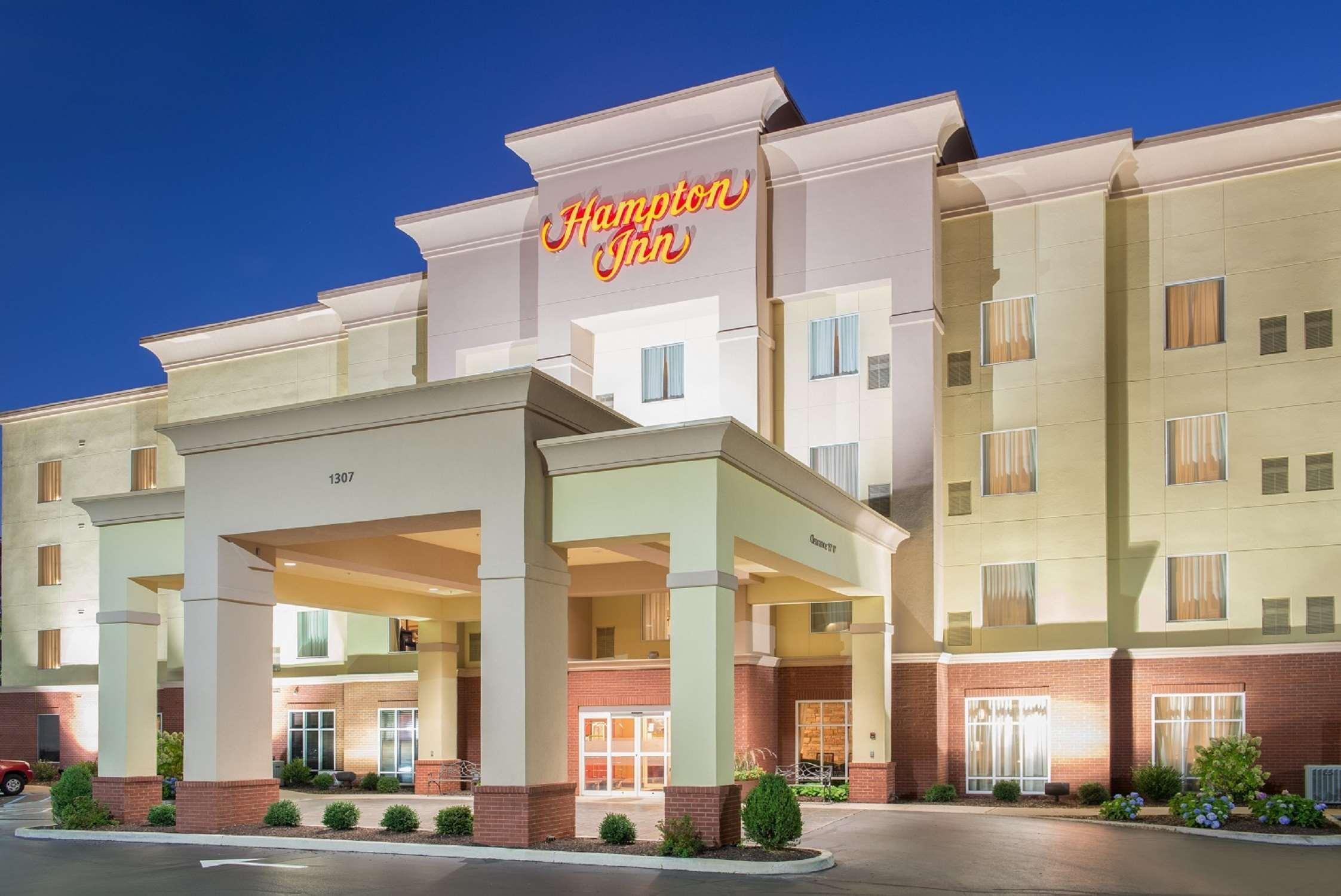 Hampton Inn Кингстон Экстерьер фото