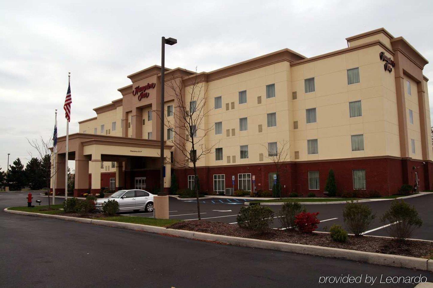 Hampton Inn Кингстон Экстерьер фото